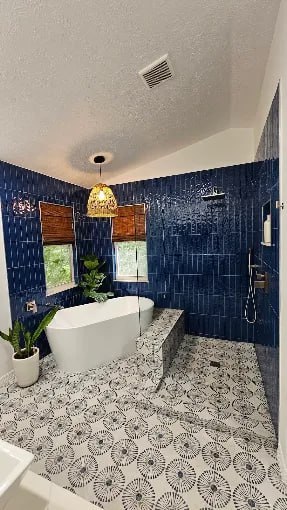 Bathroom Remodeling project by Urban Remodeling