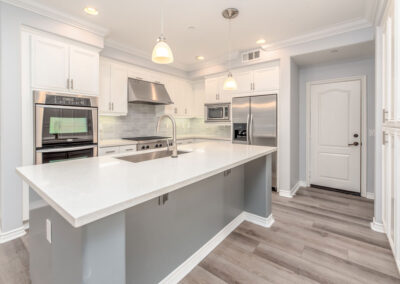 Simple modern kitchen =